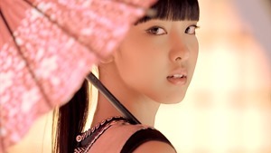 モーニング娘。'15『青春小僧が泣いている』(Morning Musume。'15[An Adolescent Boy is Crying]) (Promotion Edit) - YouTube.mp4 - 00015