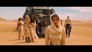 Mad Max- Fury Road - -Wives- Featurette [HD] - YouTube.mp4 - 00019