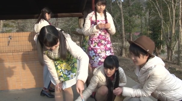 MM15 MAG 67.mkv - 00163