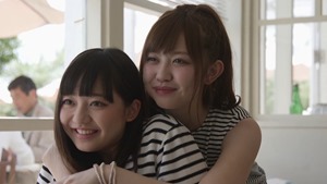 特別保存版】LinQ新木さくら、新木こころ　写真＆メイキング映像　ネットショップにて発売決定！ - YouTube.mp4 - 00029