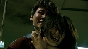 Coma.2005.DVDRip.XviD.AC3.EP4-WAF.mkv - 00006