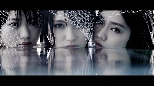 MV】水の中の伝導率 Short ver. _ AKB48[公式] - YouTube.mp4 - 00099