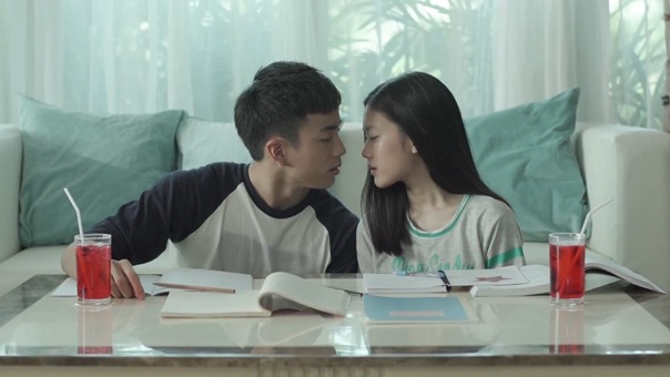 hormones3 trailer-22