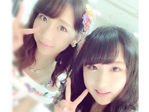 Ckb8eNFUgAI6j77.jpg large