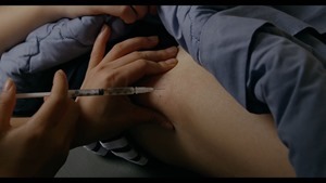 End of Summer  여름의 끝자락 (2015).mp4 - 00180