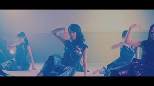 乃木坂46 『インフルエンサー』.mp4 - 00015