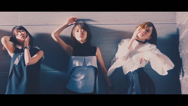 乃木坂46 『インフルエンサー』.mp4 - 00093