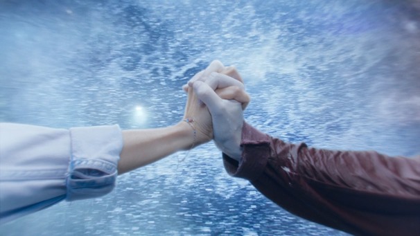 Doctor.Who.2005.S10E01.1080p.AMZN.WEBRip.DDP5.1.x264-NTb.mkv - 00123