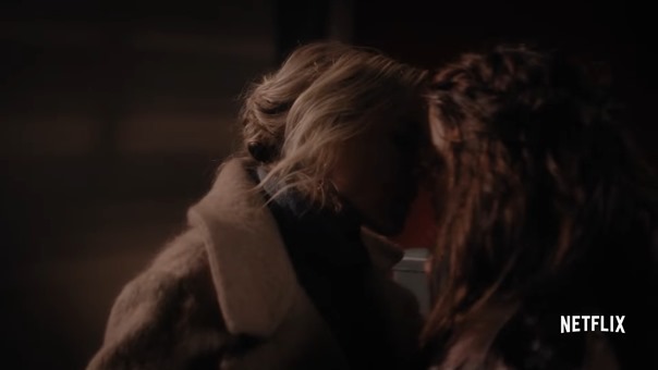 Gypsy - Official Trailer [HD] - Netflix - YouTube.MKV - 00012