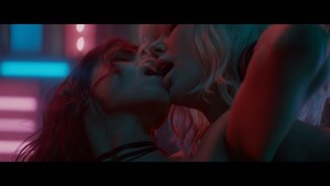 ATOMIC BLONDE Trailer.m2ts - 00019