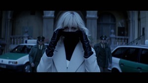 ATOMIC BLONDE Trailer.m2ts - 00023