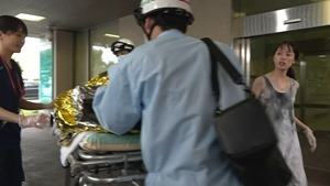 Code Blue Season 3 EP01 720p HDTV x264 AAC-DoA.mkv - 00035