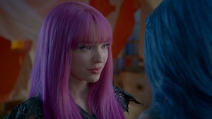 Descendants.2.2017.1080p.AMZN.WEBRip.DDP5.1.x264-TVSmash.mkv - 00148