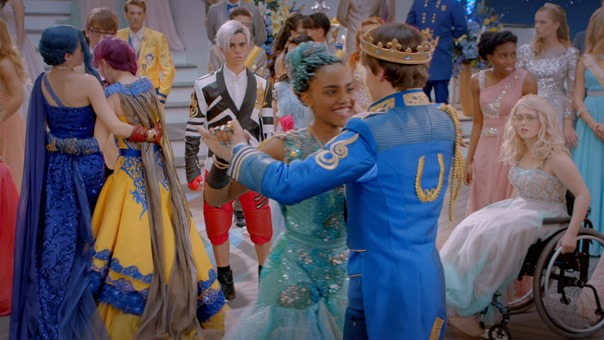 Descendants.2.2017.1080p.AMZN.WEBRip.DDP5.1.x264-TVSmash.mkv - 00238