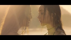 Andrés Badler - Live and Learn ft. Steve Bow (Official video) - YouTube.MKV - 00117