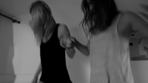 BETS - Jenny - OFFICIAL VIDEO - YouTube.MP4 - 00071