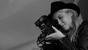 BETS - Jenny - OFFICIAL VIDEO - YouTube.MP4 - 00137