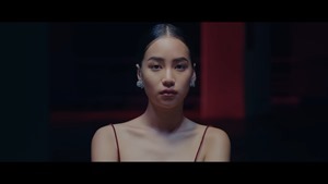 MILD - ถอนหายใจ - (OFFICIAL MV) - YouTube.MKV - 00017