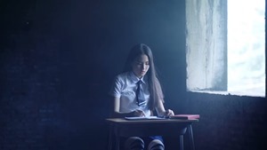 [Official MV] - ยังไม่ชิน (Still) - EMMA PAM - YouTube.MKV - 00009