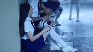 [Official MV] - ยังไม่ชิน (Still) - EMMA PAM - YouTube.MKV - 00047