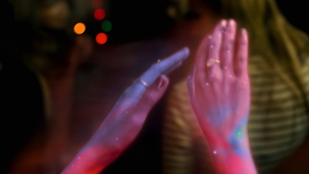 Marvels.Runaways.S01E01.Reunion.1080p.Hulu.WEB-DL.AAC2.0.H.264-QOQ.mkv - 00082