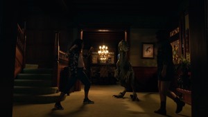 Marvels.Runaways.S01E04.Fifteen.1080p.Hulu.WEB-DL.AAC2.0.H.264-QOQ.mkv - 00001