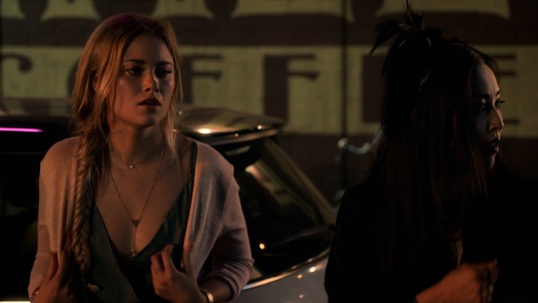 Marvels.Runaways.S01E05.Kingdom.1080p.Hulu.WEB-DL.AAC2.0.H.264-QOQ.mkv - 00075