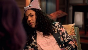 Marvels.Runaways.S01E05.Kingdom.1080p.Hulu.WEB-DL.AAC2.0.H.264-QOQ.mkv - 00166