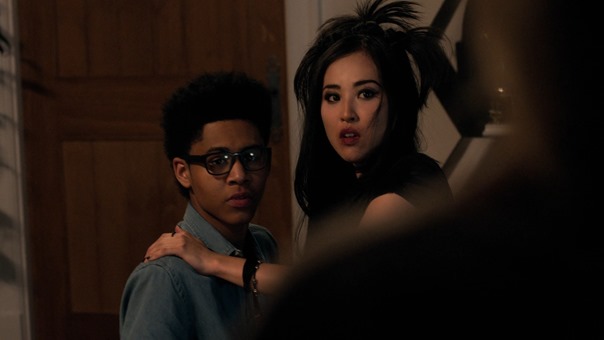 Marvels.Runaways.S01E05.Kingdom.1080p.Hulu.WEB-DL.AAC2.0.H.264-QOQ.mkv - 00217