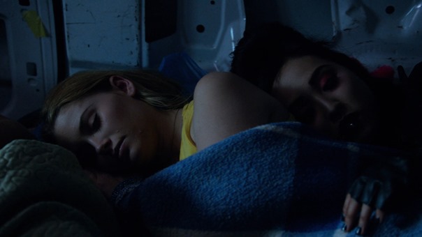 Marvel.s.Runaways.S01E10.Hostile.1080p.Hulu.WEB-DL.AAC2.0.H.264-QOQ.mkv - 00179