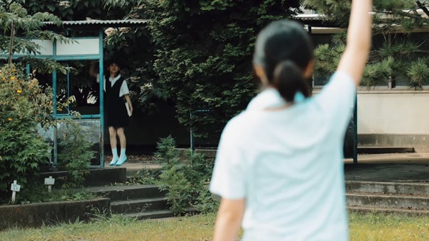 「なっちゃんはまだ新宿」予告編 - YouTube.MKV - 00012