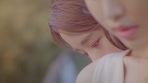 수란 (SURAN) - 슬픈 아픔 (Sad Pain) MV - YouTube.MKV - 00102