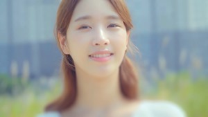 수란 (SURAN) - 슬픈 아픔 (Sad Pain) MV - YouTube.MKV - 00113