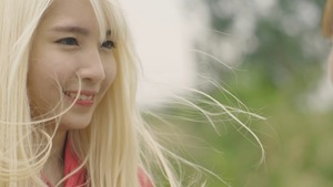 G I R L F R I E N D - ไม่เคย-Synkornize ( Unofficial MV ) - YouTube.MKV - 01;32;27.105