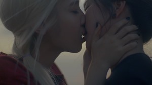 G I R L F R I E N D (THEMOVIE).mkv - 06;28;00.003