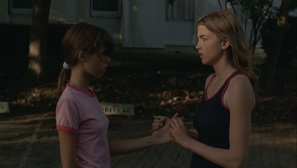 Naissance.De.Pieuvres.Water.Lilies.2007.718p.DVDRip.x264.AAC.mkv - 00332