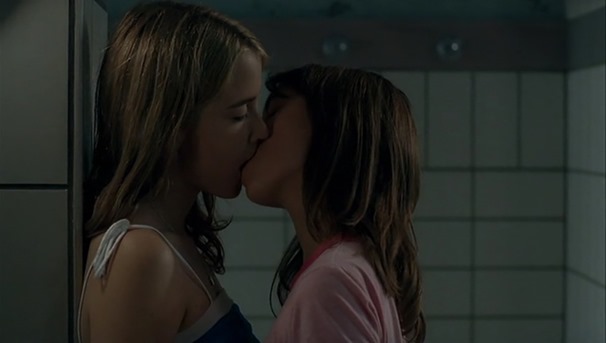 Naissance.De.Pieuvres.Water.Lilies.2007.718p.DVDRip.x264.AAC.mkv - 00827