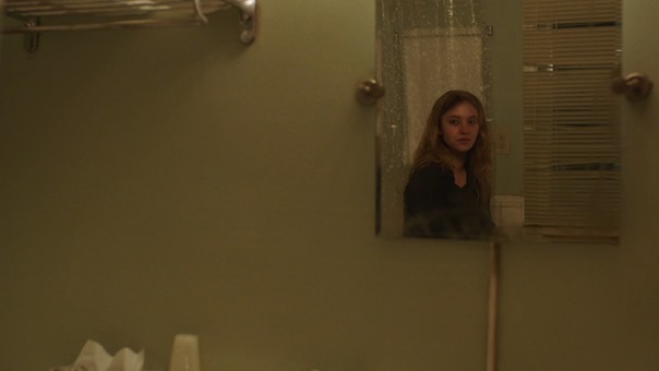 Sharp.Objects.S01E01.Vanish.1080p.AMZN.WEB-DL.DDP5.1.H.264-NTb.mkv - 00003