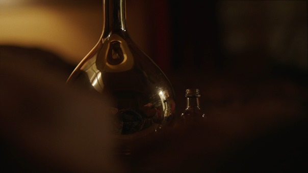 Sharp.Objects.S01E01.Vanish.1080p.AMZN.WEB-DL.DDP5.1.H.264-NTb.mkv - 00016