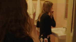 Sharp.Objects.S01E03.Fix.1080p.AMZN.WEB-DL.DDP5.1.H.264-NTb.mkv - 00400