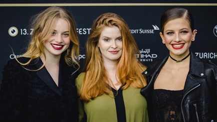 zff-blue-my-mind-lisa-bruehlmann_1