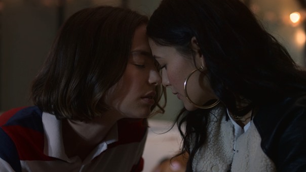 Atypical.S02E09.1080p.NF.WEB-DL.DDP5.1.x264-MZABI.mkv - 00170