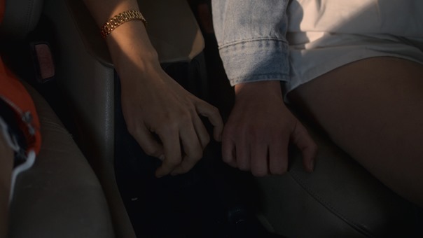 Atypical.S02E10.1080p.NF.WEB-DL.DDP5.1.x264-MZABI.mkv - 00037