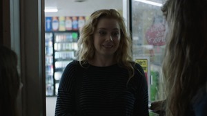 Sharp.Objects.S01E06.Cherry.1080p.AMZN.WEB-DL.DDP5.1.H.264-NTb.mkv - 00221
