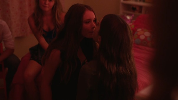 Sharp.Objects.S01E06.Cherry.1080p.AMZN.WEB-DL.DDP5.1.H.264-NTb.mkv - 00547