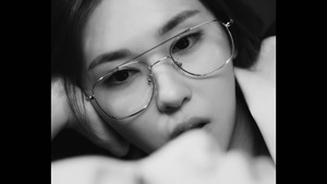 Tenny (테니) - 159cm MV _ NG, B-roll, Black and White.Ver - YouTube.MKV - 00062