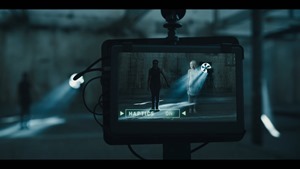 Origin.S01E05.Remember.Me.2160p.RED.WEB-DL.AAC5.1.VP9-AJP69.mkv - 00200