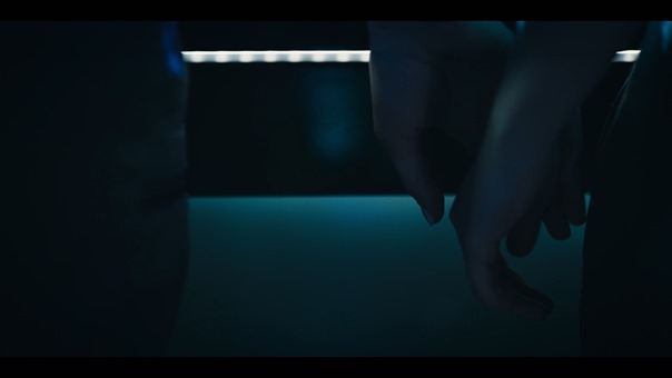 Origin.S01E10.I.Am.2160p.RED.WEB-DL.AAC5.1.VP9-AJP69.mkv - 00044