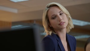 Good.Trouble.S01E01.DTLA.1080p.AMZN.WEB-DL.DDP5.1.H.264-KiNGS.mkv - 00059