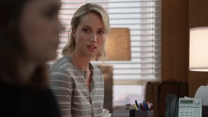 Good.Trouble.S01E02.The.Coterie.1080p.AMZN.WEB-DL.DDP5.1.H.264-KiNGS.mkv - 00046